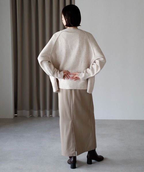 amini（アミニ）の「【2025 AW】もちもちニット　ラグランスリーブカーディガン（カーディガン/ボレロ・レディース・ブルー/チャコールグレー/オレンジ/アイボリー/グレイッシュベージュ・MEDIUM/FREE）」の15枚目の写真