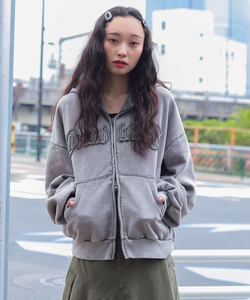 WEGO(ウィゴー)の「WEGO/ショートグラフィックZIPパーカー(パーカー・メンズ・ブラック系その他/グレー/レッド/ダークグリーン/パープル/ブラウン/ピンク・LARGE/MEDIUM)」の14枚目の写真