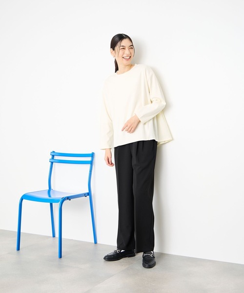 Mac-House(マックハウス)の「Idnes 360°美シルエット ペプラムプルオーバー(Tシャツ/カットソー・レディース・グレー/ブラック/アイボリー・FREE)」の11枚目の写真