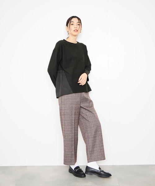 Mac-House(マックハウス)の「Idnes 360°美シルエット ペプラムプルオーバー(Tシャツ/カットソー・レディース・グレー/ブラック/アイボリー・FREE)」の14枚目の写真