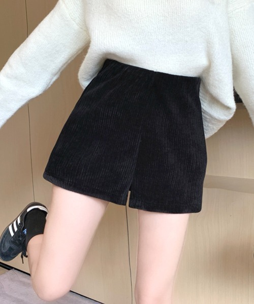 REMUR(レミュール)の「コーデュロイハイウエストショートパンツ(その他パンツ・レディース・ブラウン/ライトベージュ・M/S/L)」の9枚目の写真