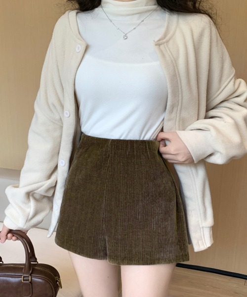REMUR(レミュール)の「コーデュロイハイウエストショートパンツ(その他パンツ・レディース・ブラウン/ライトベージュ・M/S/L)」の13枚目の写真