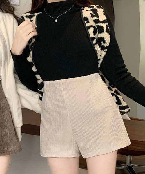 REMUR(レミュール)の「コーデュロイハイウエストショートパンツ(その他パンツ・レディース・ブラウン/ライトベージュ・M/S/L)」の20枚目の写真