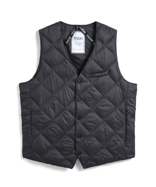 TAION(タイオン)の「TAION/タイオン/“SINGLE SNAP BUTTON"DOWN GILET(ダウンベスト・メンズ・チャコールグレー/ブラック・M/L/XL)」の1枚目の写真