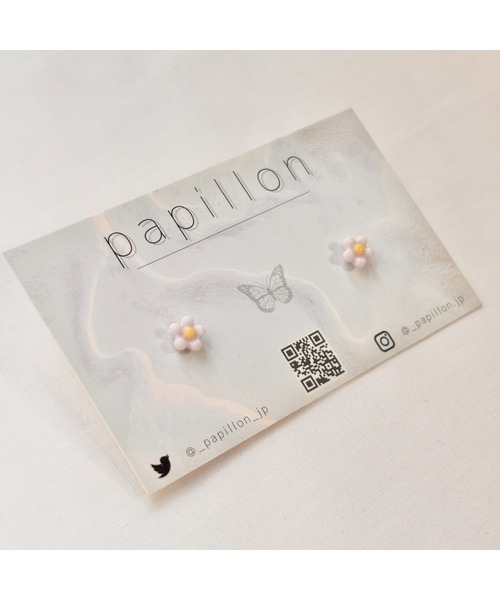tone（トーン）の「【papillon】お花ピアス(MA)（ピアス（両耳用）・レディース・パープル・FREE）」の2枚目の写真