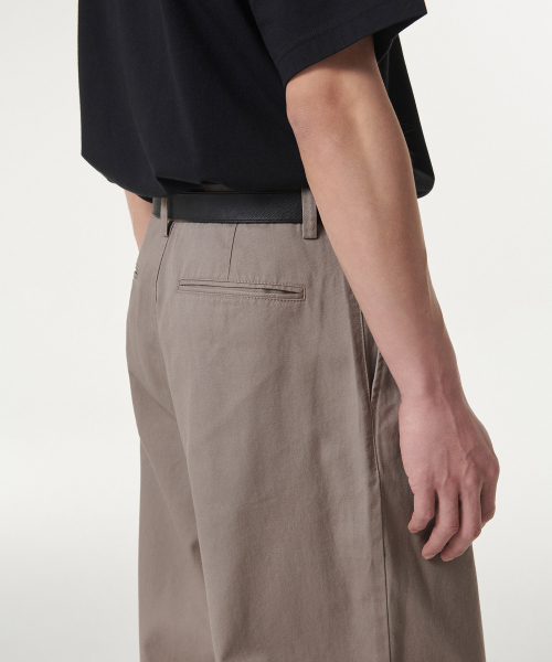 MUSINSA STANDARD（ムシンサスタンダード）の「ツーピンタックワイドチノパンツ [トープベージュ]（その他パンツ・メンズ・その他・26/27/28/29/30/31/32/33/34/36/38/40/42）」の6枚目の写真