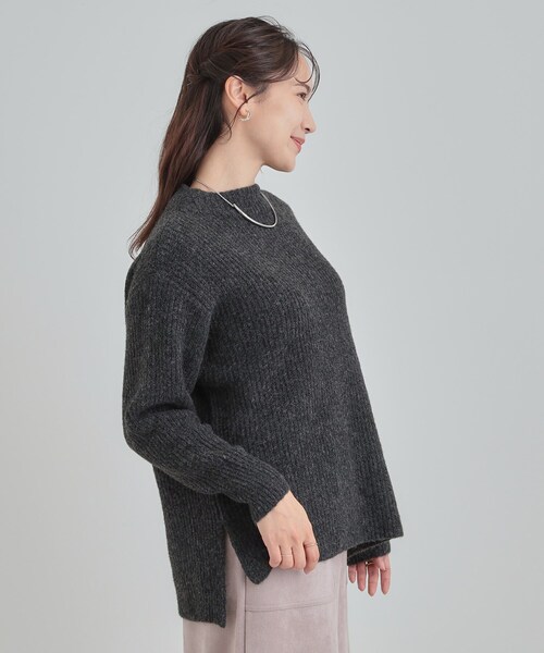 SHOO・LA・RUE(シューラルー)の「【S-LL/洗濯機可】ふわふわが魅力 ハイネックニットプルオーバー(ニット/セーター・レディース・スミクロ/ブルー系その他/オレンジ/アイボリー・01/02/04/03)」の10枚目の写真