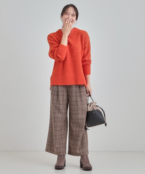 SHOO・LA・RUE(シューラルー)の「【S-LL/洗濯機可】ふわふわが魅力 ハイネックニットプルオーバー(ニット/セーター・レディース・スミクロ/ブルー系その他/オレンジ/アイボリー・01/02/04/03)」の15枚目の写真