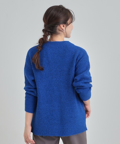 SHOO・LA・RUE(シューラルー)の「【S-LL/洗濯機可】ふわふわが魅力 ハイネックニットプルオーバー(ニット/セーター・レディース・スミクロ/ブルー系その他/オレンジ/アイボリー・01/02/04/03)」の18枚目の写真