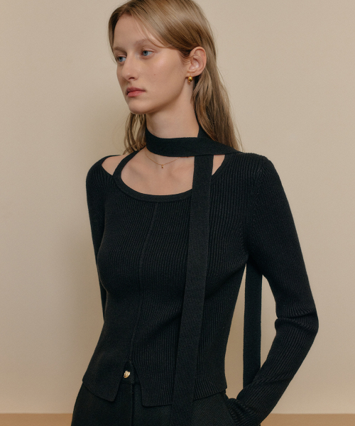 LOOKAST（ルックキャスト）の「ウィットニー カットアウト ニットトップ / WHITNEY CUTOUT KNIT TOP_3colors（ニット/セーター・レディース・ブラック/ブラウン/アイボリー・SMALL/MEDIUM）」の7枚目の写真