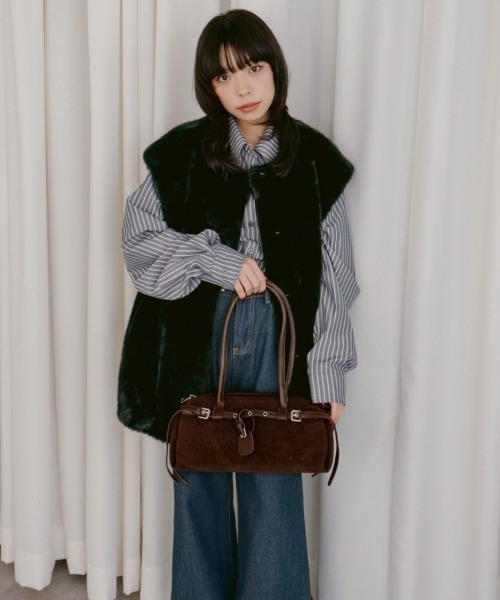 DRWCYS(ドロシーズ)の「スウェードライクベルトデザインハンドバック(ハンドバッグ・レディース・ブラック/ブラウン・FREE)」の9枚目の写真