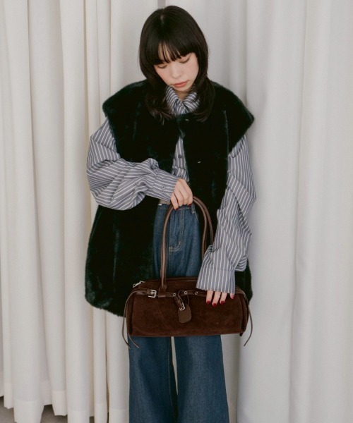 DRWCYS(ドロシーズ)の「スウェードライクベルトデザインハンドバック(ハンドバッグ・レディース・ブラック/ブラウン・FREE)」の13枚目の写真