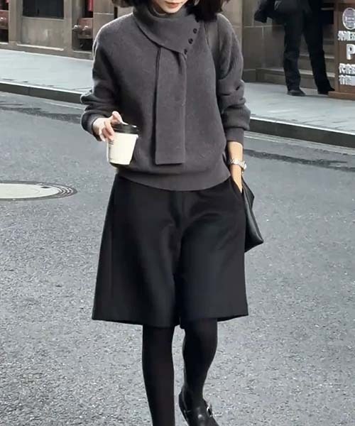 gossip!ロサンゼルス(ゴシップロサンゼルス)の「リラックスシルエット ハーフパンツ(その他パンツ・レディース・ブラック/ベージュ・FREE)」の1枚目の写真