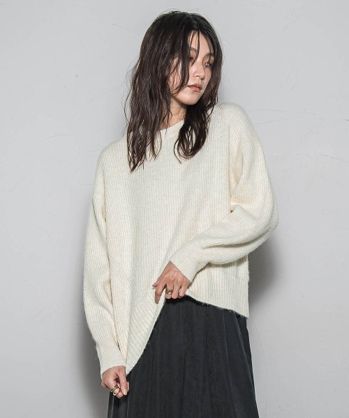 MAYSON GREY(メイソングレイ)の「フラッフィークルーネックプルオーバー≪手洗い可能≫(ニット/セーター・レディース・チャコールグレー/オフホワイト/グリーン・M)」の22枚目の写真