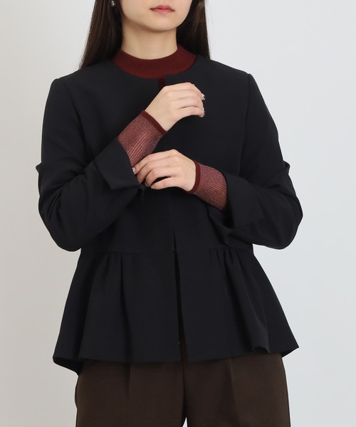 TRUDEA（トルディア）の「ペプラムノーカラージャケット（ノーカラージャケット・レディース・ブラック/チャコールグレー/ネイビー・MEDIUM/LARGE）」の4枚目の写真