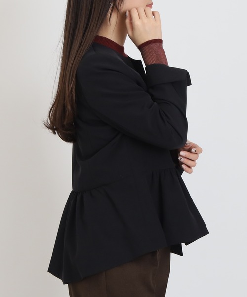 TRUDEA（トルディア）の「ペプラムノーカラージャケット（ノーカラージャケット・レディース・ブラック/チャコールグレー/ネイビー・MEDIUM/LARGE）」の7枚目の写真