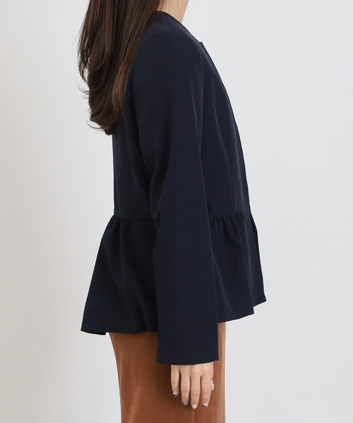 TRUDEA（トルディア）の「ペプラムノーカラージャケット（ノーカラージャケット・レディース・ブラック/チャコールグレー/ネイビー・MEDIUM/LARGE）」の19枚目の写真