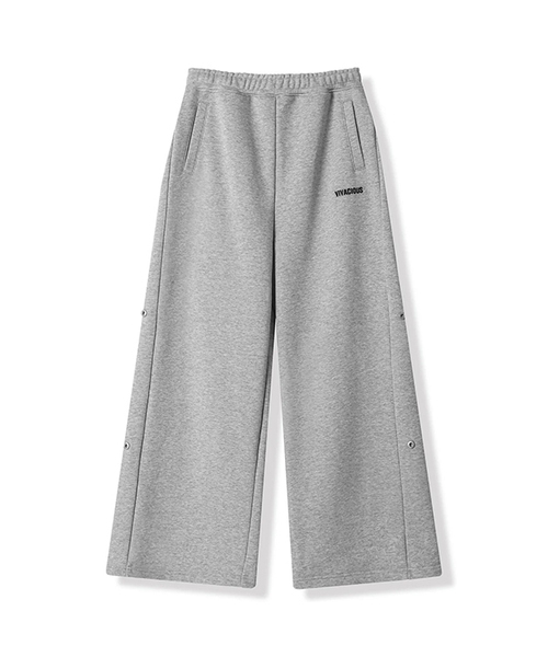 Vivacious(ビバシャス)の「Snap Wide Pants - 3COL(その他パンツ・レディース・ピンク/グレー/ブラック・SMALL/MEDIUM)」の2枚目の写真