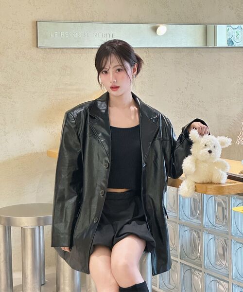 LADY VOLUME(レディーボリューム)の「LOOSE FIT THREE BUTTON LEATHER JACKET_BLACK(ライダースジャケット・レディース・その他・MEDIUM/SMALL)」の5枚目の写真
