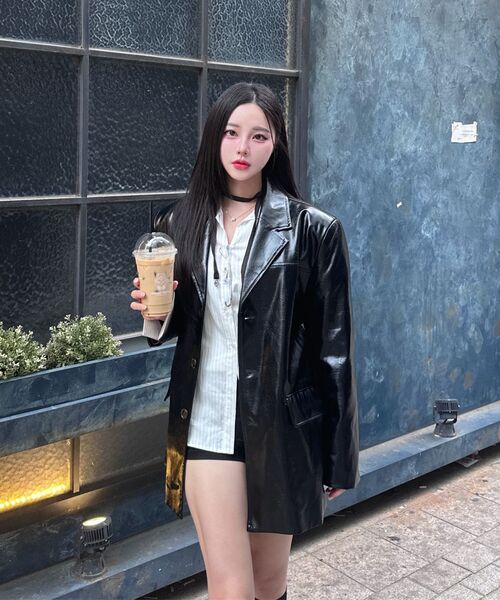 LADY VOLUME(レディーボリューム)の「LOOSE FIT THREE BUTTON LEATHER JACKET_BLACK(ライダースジャケット・レディース・その他・MEDIUM/SMALL)」の7枚目の写真
