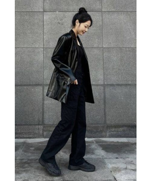 LADY VOLUME(レディーボリューム)の「LOOSE FIT THREE BUTTON LEATHER JACKET_BLACK(ライダースジャケット・レディース・その他・MEDIUM/SMALL)」の14枚目の写真