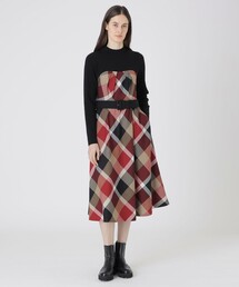 BLUE LABEL CRESTBRIDGE｜ブルーレーベルクレストブリッジの通販