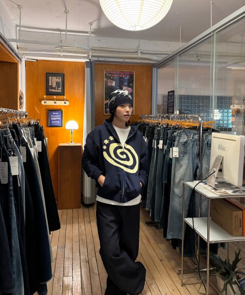 Molly Hoodie Zip Up NAVY（パーカー）｜AMOU（アモウ）のファッション
