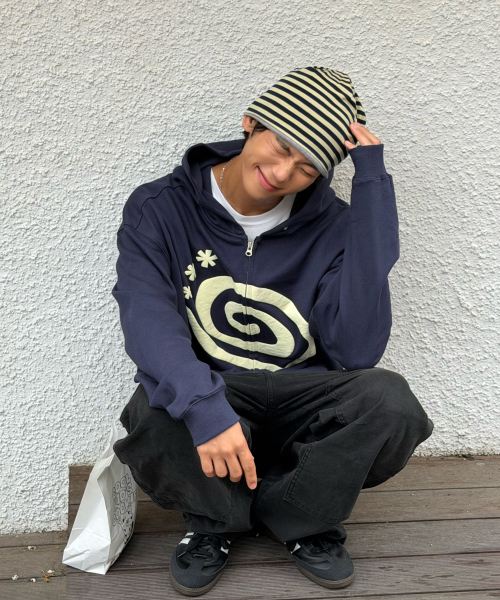 AMOU（アモウ）の「Molly Hoodie Zip Up NAVY（パーカー）」 - WEAR