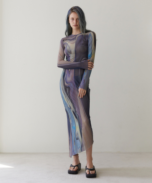 REVOIRSIS(ルヴォアシス)の「RVIS net maxi dresses multi(ワンピース・レディース・マルチ・1/2)」の3枚目の写真