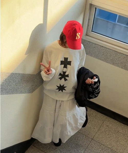 mydeepbluememories（マイディープブルーメモリーズ）の「THREE LOGO LONG SLEEVE T(WHITE)（Tシャツ/カットソー・レディース・ホワイト・FREE）」の6枚目の写真