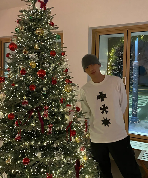 mydeepbluememories（マイディープブルーメモリーズ）の「THREE LOGO LONG SLEEVE T(WHITE)（Tシャツ/カットソー・レディース・ホワイト・FREE）」の5枚目の写真