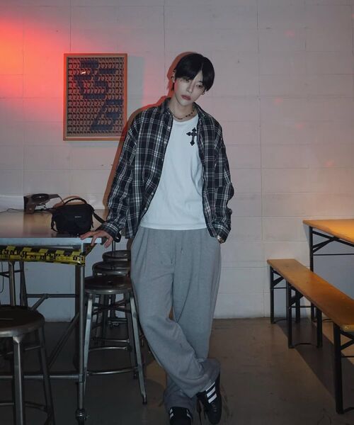MOOVN(ムブン)の「オーバーサイズチェックシャツブラック(シャツ/ブラウス・メンズ・ブラック・SMALL/MEDIUM/LARGE)」の11枚目の写真