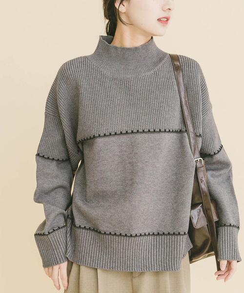 ITEMS URBANRESEARCH（アイテムズ アーバンリサーチ）の「ハイネックステッチニット（ニット/セーター・レディース・グリーン系その他/ホワイト系その他/グレー・FREE）」の3枚目の写真