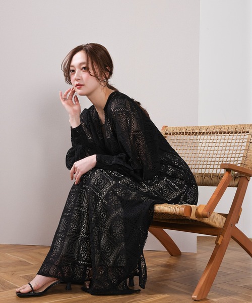en CAnAF(エンカナフ)の「【クロシェ編み風で可愛い】ブロックレースボリュームスリーブ スリット ワンピース(ワンピース・レディース・アイボリー/ブラウン/ブラック・M)」の21枚目の写真