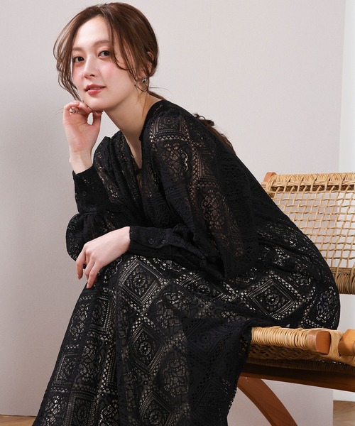 en CAnAF(エンカナフ)の「【クロシェ編み風で可愛い】ブロックレースボリュームスリーブ スリット ワンピース(ワンピース・レディース・アイボリー/ブラウン/ブラック・M)」の20枚目の写真