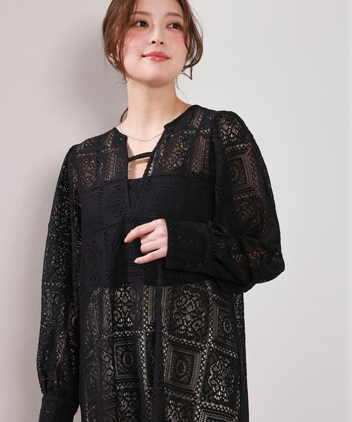 en CAnAF(エンカナフ)の「【クロシェ編み風で可愛い】ブロックレースボリュームスリーブ スリット ワンピース(ワンピース・レディース・アイボリー/ブラウン/ブラック・M)」の22枚目の写真