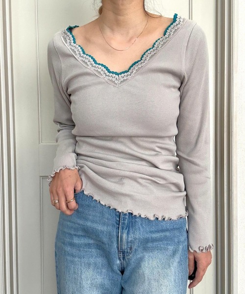 Q（キュー）の「バイカラーテレコロンT（Tシャツ/カットソー・レディース・チャコールグレー/ライトグレー・MEDIUM）」の2枚目の写真