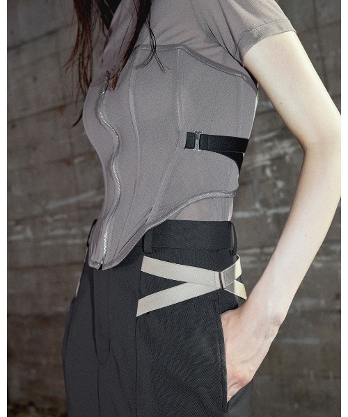 JOHN LAWRENCE SULLIVAN(ジョンローレンスサリバン)の「SEE-THROUGH CORSET(Tシャツ/カットソー・レディース・ブラック/ベージュ/ブラウン・ONE SIZE)」の4枚目の写真