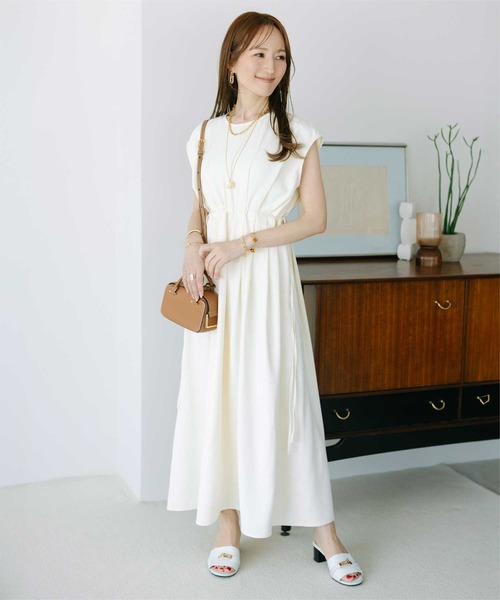 ウエストシェイプワンピース