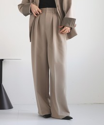 LIAN（リアン）の「ツータックワイドパンツ（スラックス）」