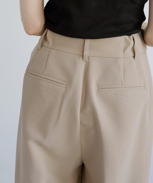 LIAN（リアン）の「ツータックワイドパンツ（スラックス・レディース・チャコールグレー/ブラック/グレイッシュベージュ/モカ・MEDIUM/MT）」の12枚目の写真