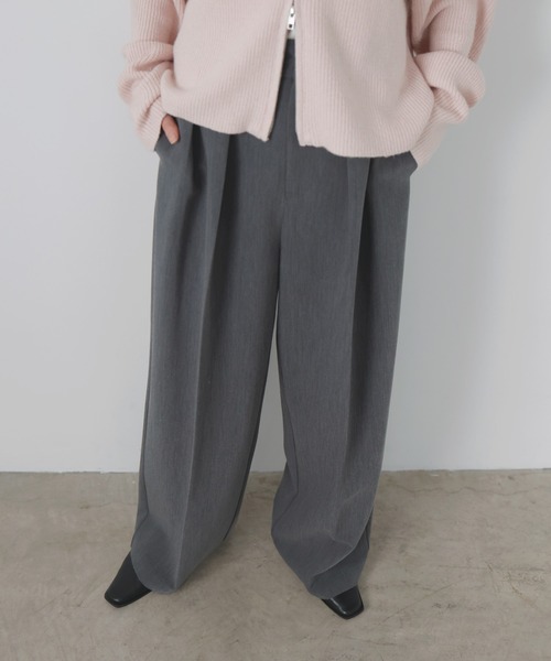 LIAN（リアン）の「ツータックワイドパンツ（スラックス・レディース・チャコールグレー/ブラック/グレイッシュベージュ/モカ・MEDIUM/MT）」の20枚目の写真