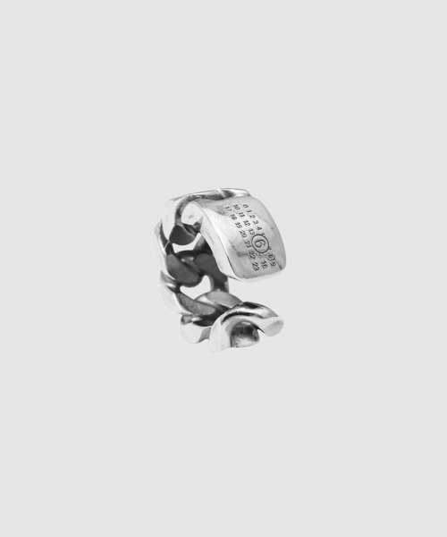 MM6 Maison Margiela(エムエムシックス メゾン マルジェラ)の「EARRINGS(イヤリング・レディース・その他・UNI)」の2枚目の写真