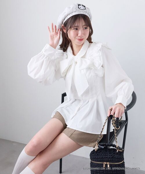 MAJESTIC LEGON（マジェスティックレゴン）の「ハローキティ  ツイードベレー帽（ハンチング/ベレー帽・レディース・ブラック系その他/ホワイト系その他2・FREE）」の3枚目の写真