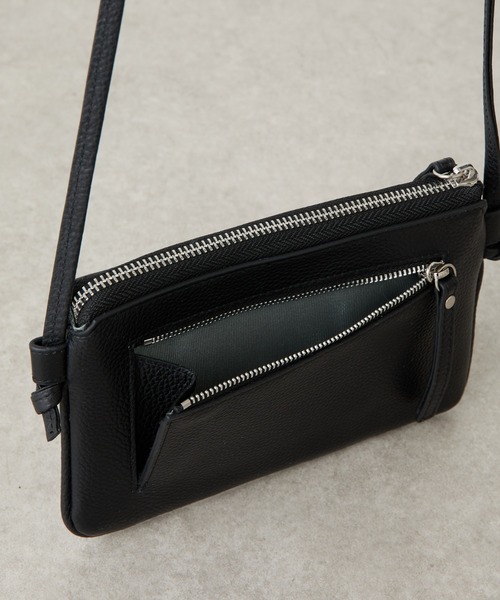 COLLAGE GALLARDAGALANTE（コラージュガリャルダガランテ）の「スマホウォレットショルダー（ショルダーバッグ・レディース・ブラック/アイボリー・FREE）」の10枚目の写真