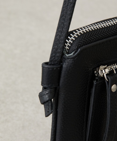 COLLAGE GALLARDAGALANTE（コラージュガリャルダガランテ）の「スマホウォレットショルダー（ショルダーバッグ・レディース・ブラック/アイボリー・FREE）」の14枚目の写真