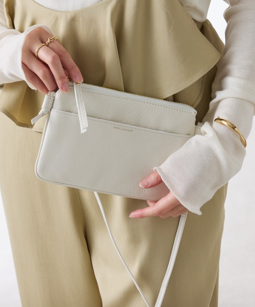 COLLAGE GALLARDAGALANTE（コラージュガリャルダガランテ）の「スマホウォレットショルダー（ショルダーバッグ・レディース・ブラック/アイボリー・FREE）」の20枚目の写真