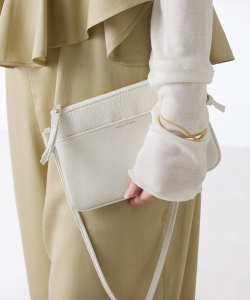 COLLAGE GALLARDAGALANTE（コラージュガリャルダガランテ）の「スマホウォレットショルダー（ショルダーバッグ・レディース・ブラック/アイボリー・FREE）」の21枚目の写真