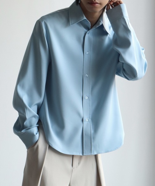 welise（ウェライズ）の「【welise/ウェライズ】2026SS リッチドレープスムース  ニューベーシック ショート丈 長袖レギュラーシャツ（シャツ/ブラウス・メンズ・サックスブルー/チャコールグレー/ホワイト/ホワイト系その他/レッド・S/M/L）」の4枚目の写真