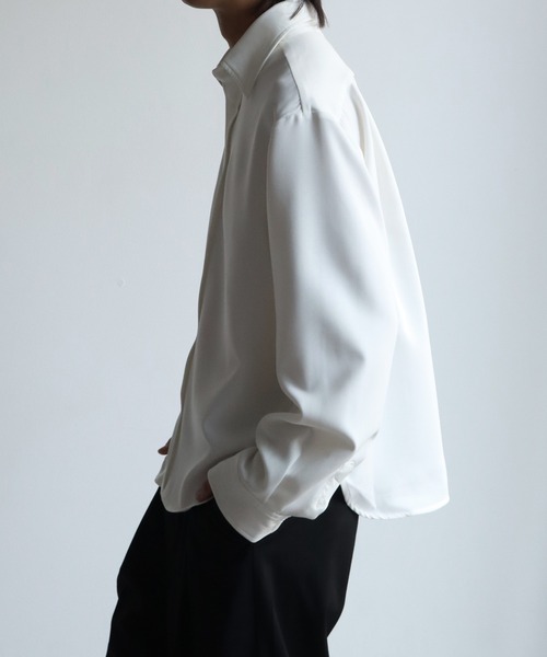 welise（ウェライズ）の「【welise/ウェライズ】2026SS リッチドレープスムース  ニューベーシック ショート丈 長袖レギュラーシャツ（シャツ/ブラウス・メンズ・サックスブルー/チャコールグレー/ホワイト/ホワイト系その他/レッド・S/M/L）」の14枚目の写真